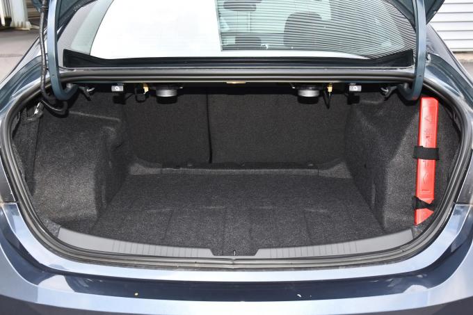 ขายปลีก เชฟโรเล็ต มาลิบู เอ็กซ์แอล 2023 1.5T 2.0T 9AT 2wd รถเบนซินเบนซินราคาถูก รถเบนซินดีที่สุด รถเบนซินเชฟโรเล็ต รถใหม่ 4