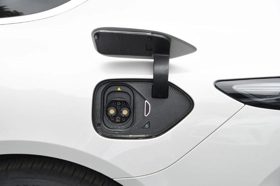 Nio Et7 Four Doors And Five Seats Luxury New Energy Car